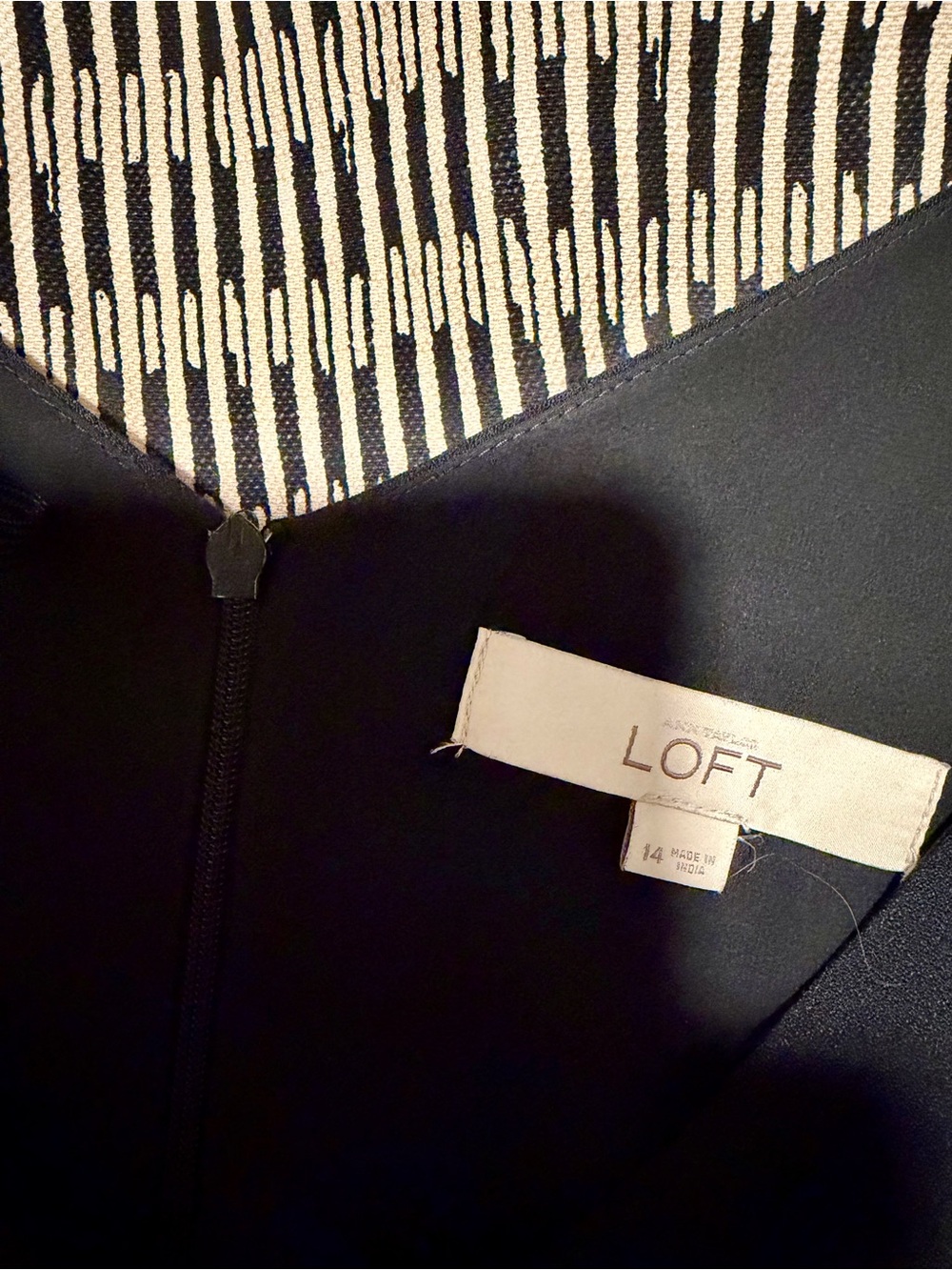 LOFT Black & Cream Sleeveless Midi Shift Dress - Picture 6 of 6